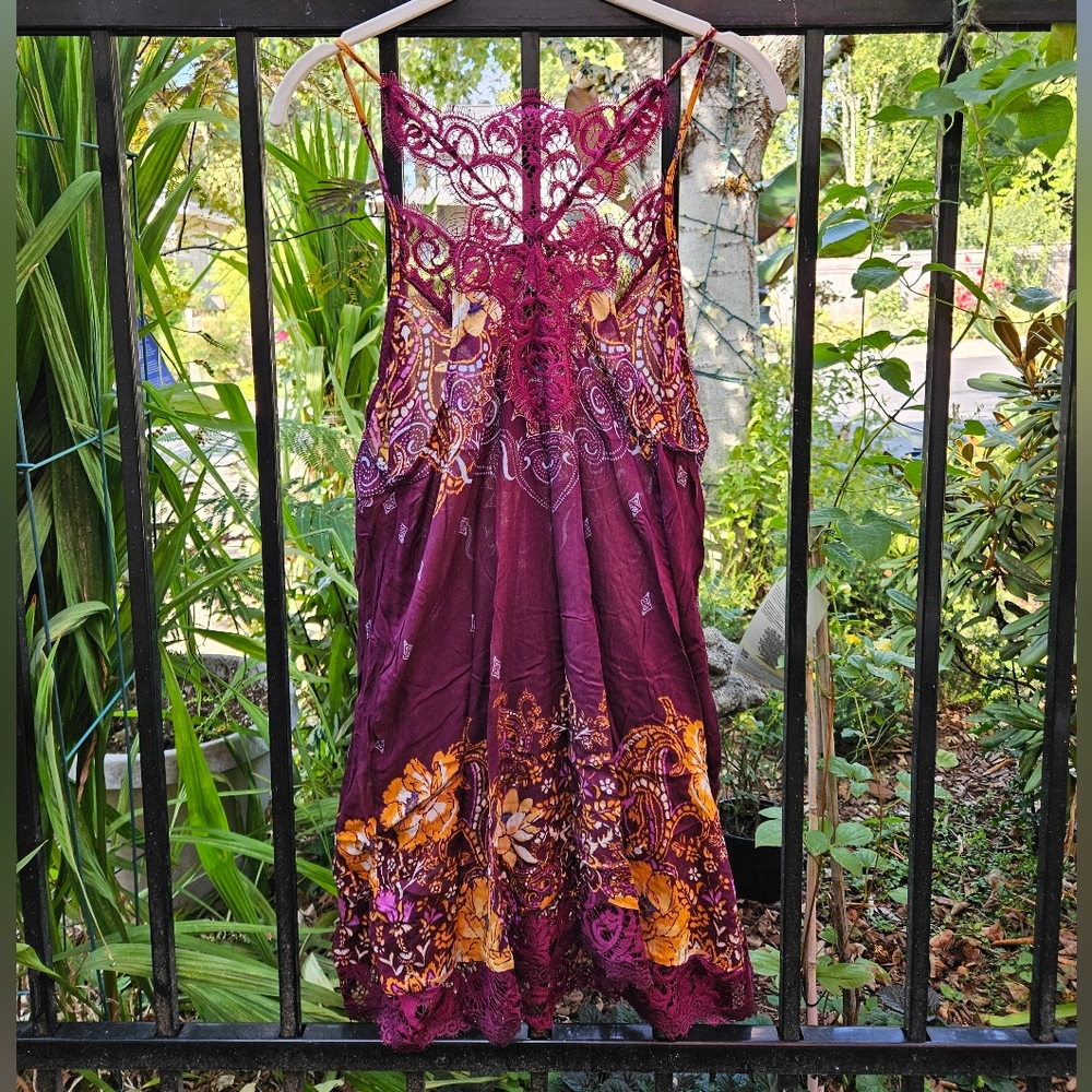 Free People Who's Sorry Now Printed Mini Slip Dress Sleeveless Lace Wine Sm NWT - Picture 10 of 15